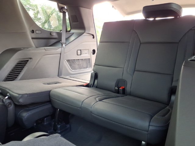 Used 2025 GMC Yukon Denali w/ Sun & Power Step Package AWD/4WD image 20