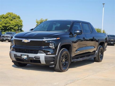 New 2026 Chevrolet Silverado EV LT image 3