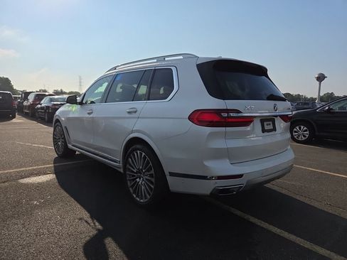 Used 2020 BMW X7 xDrive40i w/ Premium Package AWD/4WD image 2