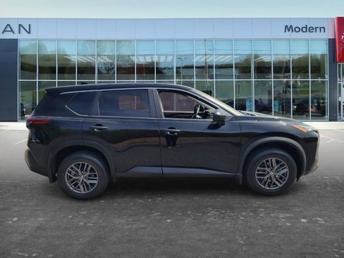 Used 2021 Nissan Rogue S image 4