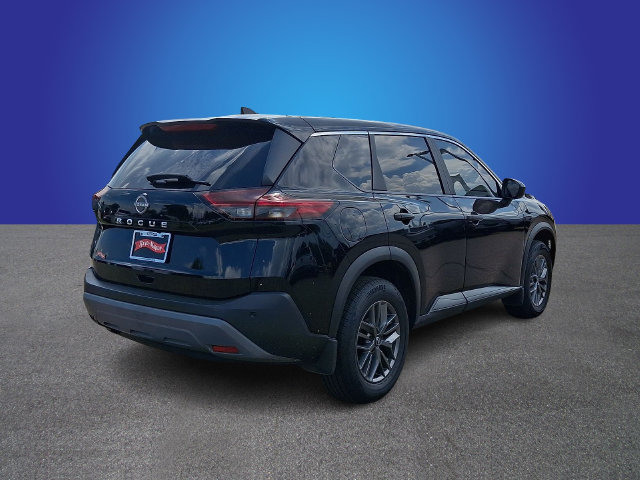Used 2023 Nissan Rogue S FWD image 4
