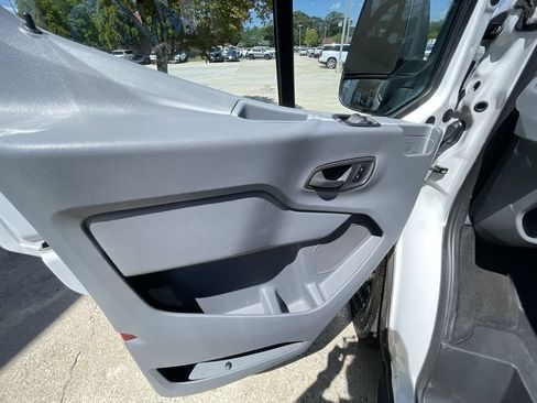 Used 2017 Ford Transit 350 XLT RWD image 20
