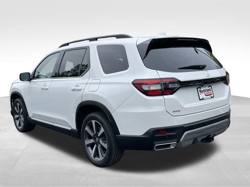 Used 2023 Honda Pilot Elite image 4