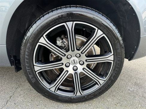 Used 2019 Volvo XC60 T8 Inscription w/ Advanced Package image 7