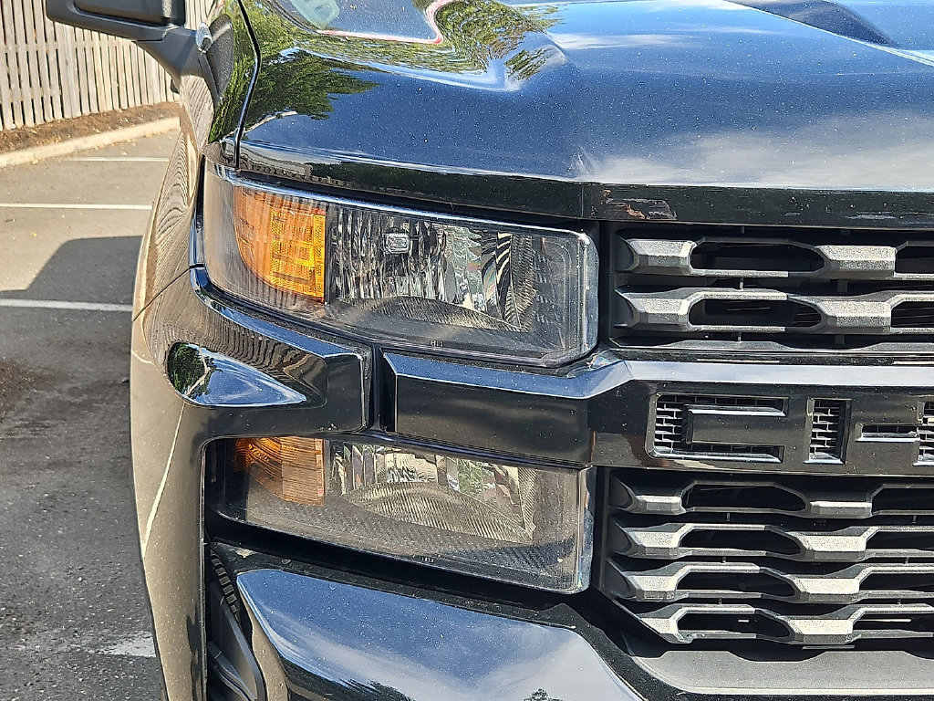 Used 2021 Chevrolet Silverado 1500 Custom AWD/4WD image 10