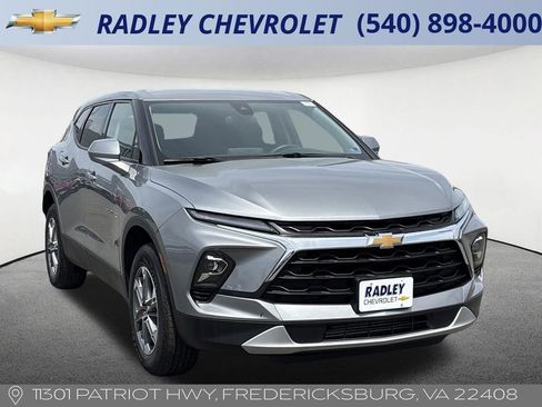 Used 2025 Chevrolet Blazer LT AWD/4WD image 21