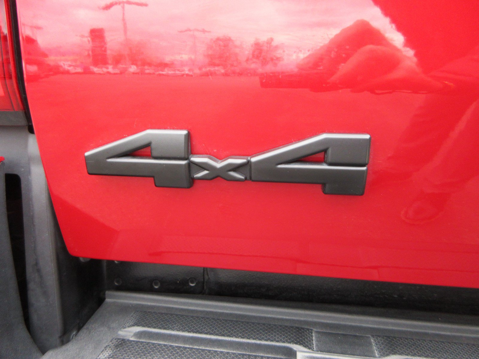 Used 2025 Toyota Tacoma SR5 AWD/4WD image 10