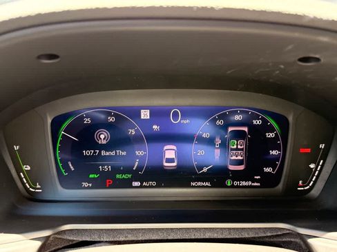 Used 2024 Honda Accord Touring image 17