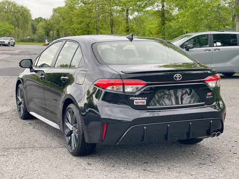 Used 2026 Toyota Corolla SE FWD image 14