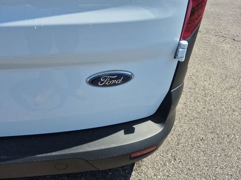 Used 2023 Ford Transit Connect XL FWD image 32