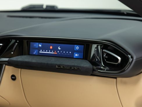 Certified 2025 Ferrari 12Cilindri image 28