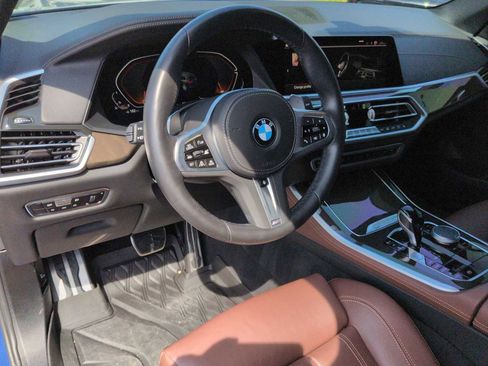 Used 2022 BMW X5 xDrive40i w/ M Sport Package image 10