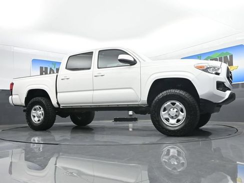 Used 2020 Toyota Tacoma SR AWD/4WD image 21