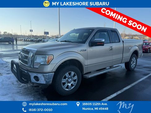 Used 2011 Ford F150 Lariat w/ Lariat Chrome Pkg image 3