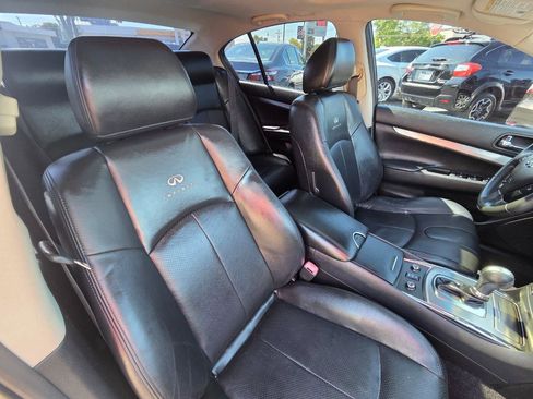 Used 2013 INFINITI G37 x Sedan w/ Premium Pkg AWD/4WD image 16