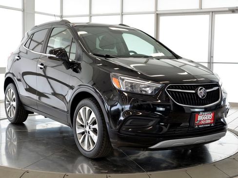 Used 2017 Buick Encore Preferred FWD image 2