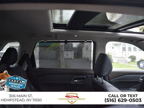 Used 2021 Nissan Rogue SL AWD/4WD image 25