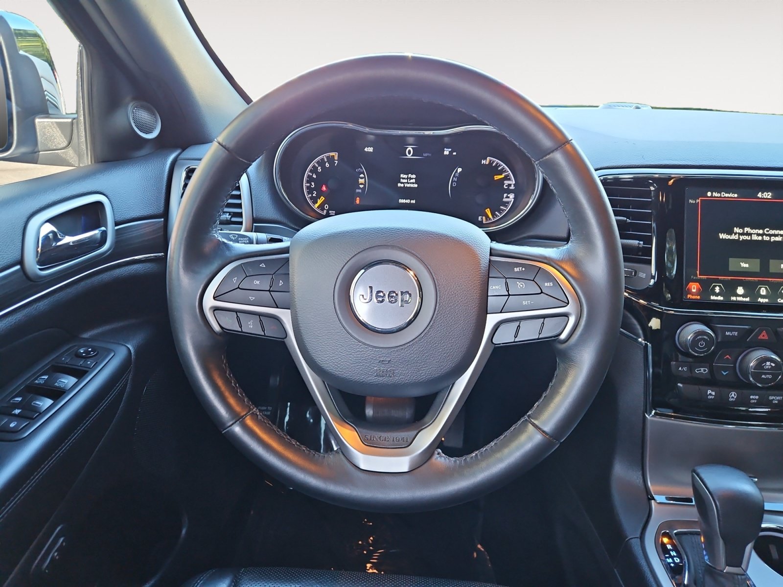 Used 2019 Jeep Grand Cherokee Limited w/ Luxury Group II AWD/4WD image 12