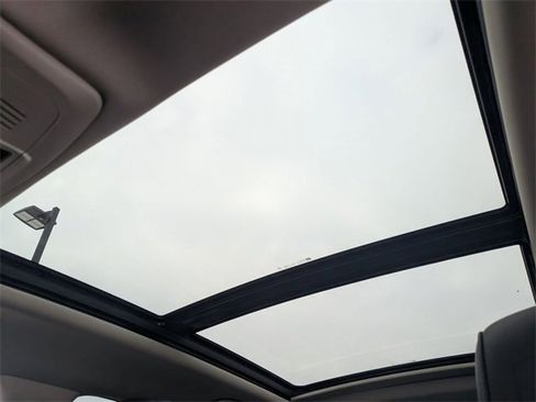 Used 2019 Buick Envision Essence image 13