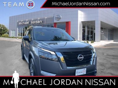 Certified 2024 Nissan Pathfinder SV