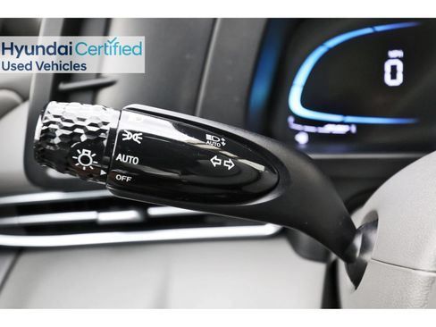 Certified 2025 Hyundai Elantra Sport FWD image 20