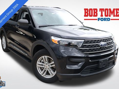 Certified 2021 Ford Explorer XLT AWD/4WD image 1