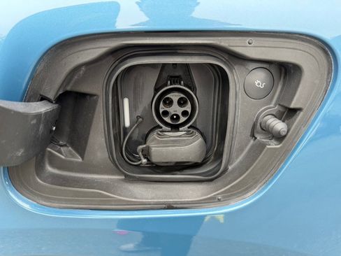 Used 2023 Volvo C40 P8 Recharge Plus AWD/4WD image 46