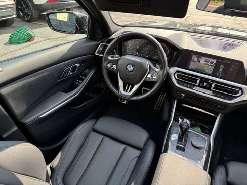 Used 2020 BMW 330i Sedan w/ Driving Assistance Package RWD image 31