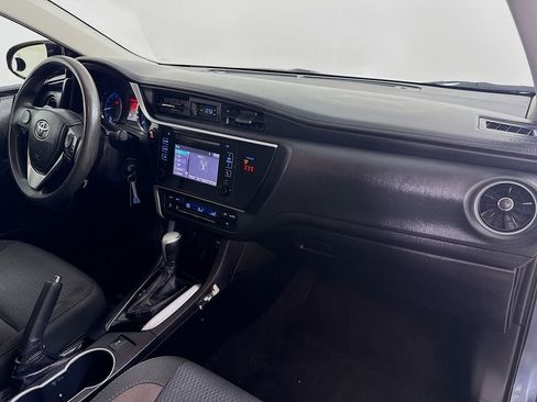 Used 2019 Toyota Corolla L image 26