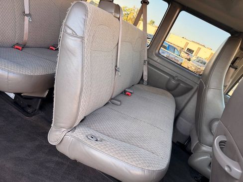 Used 2024 Chevrolet Express 3500 LT w/ LT Preferred Equipment Group RWD image 33