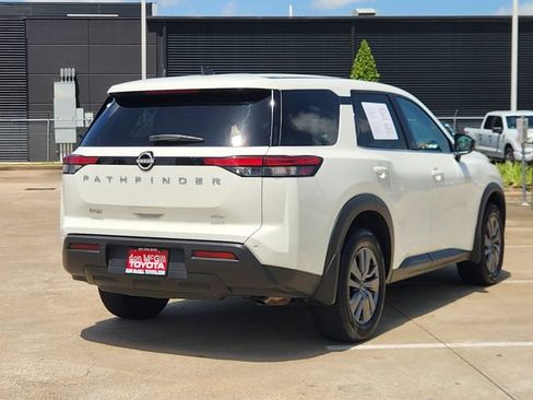 Used 2025 Nissan Pathfinder S AWD/4WD image 7