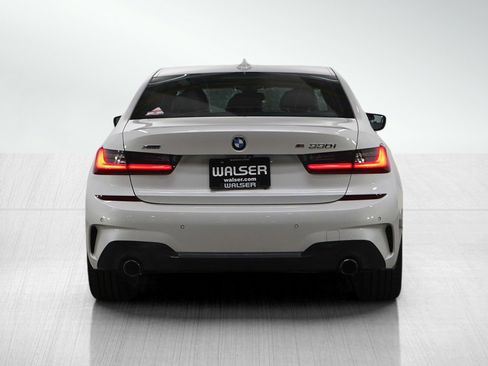 Used 2019 BMW 330i xDrive 330I Xdrive w/ M Sport Package image 4