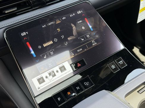 New 2026 INFINITI QX80 4WD image 11
