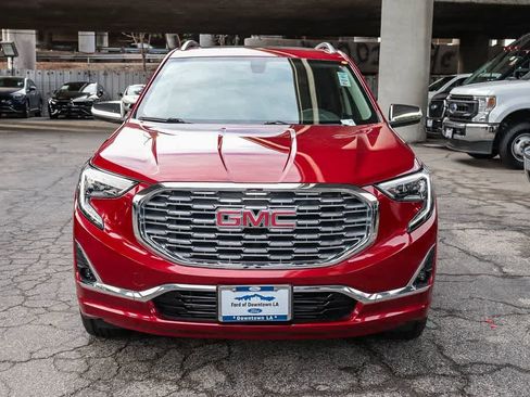 Used 2019 GMC Terrain Denali image 2