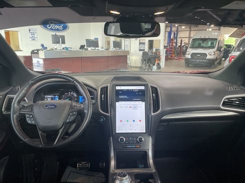 Certified 2022 Ford Edge ST-Line AWD/4WD image 15