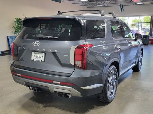 Used 2024 Hyundai Palisade Limited AWD/4WD image 5