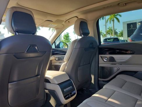 Certified 2025 Lincoln Nautilus Reserve AWD/4WD image 14