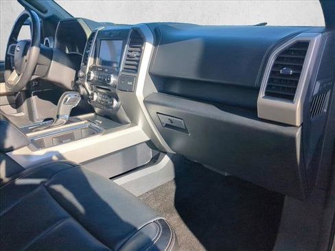 Used 2018 Ford F150 Lariat w/ Equipment Group 502A Luxury image 21