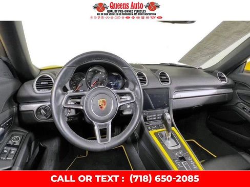 Used 2017 Porsche 718 Boxster image 13