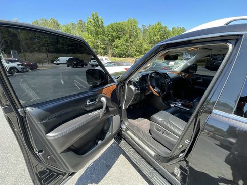 Used 2018 INFINITI QX80 2WD w/ Driver Assistance Package image 14