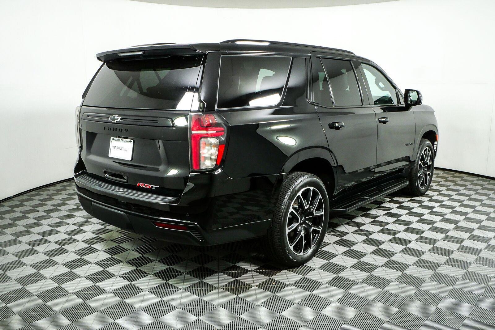 Certified 2023 Chevrolet Tahoe RST w/ Luxury Package AWD/4WD image 3