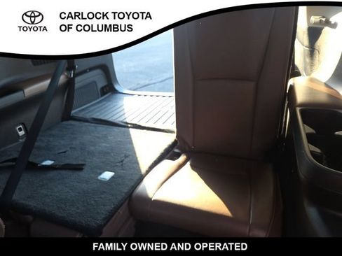 Used 2024 Toyota Grand Highlander AWD image 17