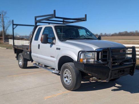 Used 2003 Ford F250 XLT AWD/4WD image 15