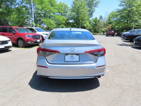Used 2023 Honda Civic Sport image 5