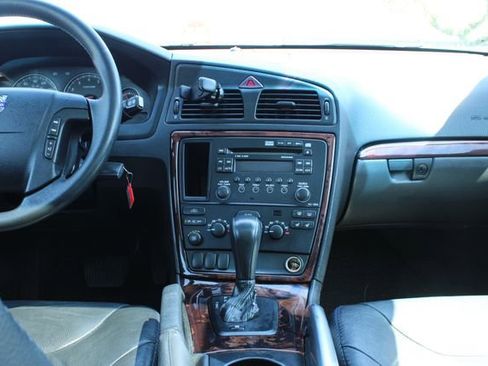 Used 2006 Volvo XC70 image 17