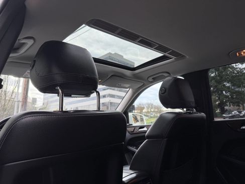 Used 2013 Mercedes-Benz ML 350 ML 350 4MATIC AWD 4dr SUV image 23