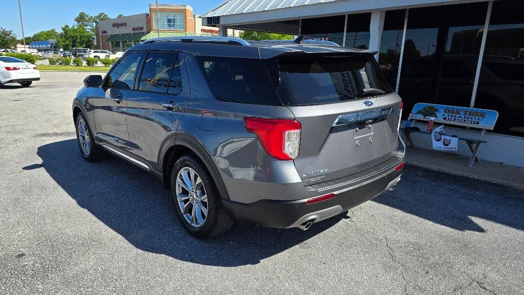 Used 2021 Ford Explorer Limited w/ Equipment Group 301A RWD image 4
