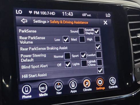 Used 2021 Jeep Grand Cherokee Laredo X AWD/4WD image 48
