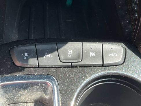 Used 2023 Chevrolet TrailBlazer LT AWD/4WD image 22