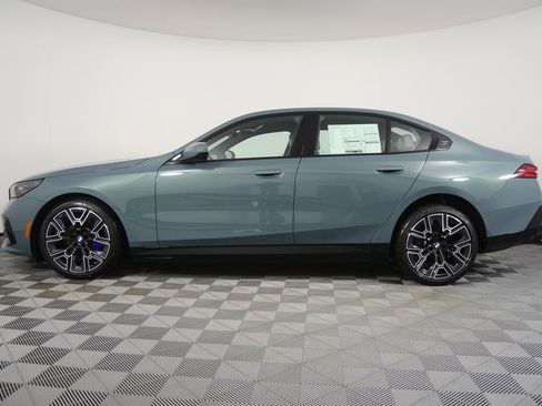 New 2026 BMW i5 eDrive40 w/ M Sport Package image 6
